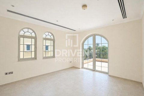 4 bedrooms Villa in Jumeirah Park, UAE No. 191549 21