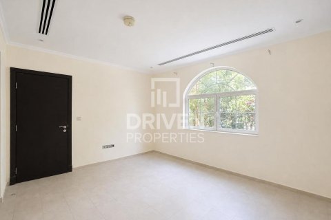 4 bedrooms Villa in Jumeirah Park, UAE No. 191549 13