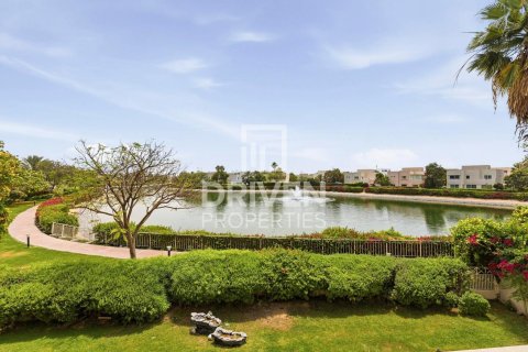 5 bedrooms Villa in Meadows, UAE No. 191548