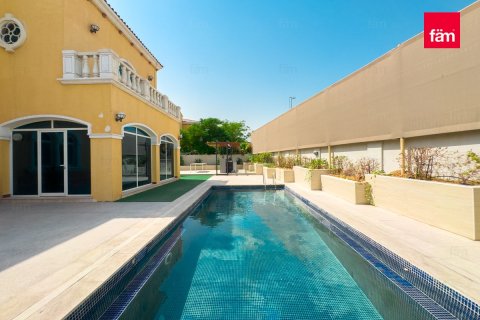 Villa de 5 chambres  No. 115901 2