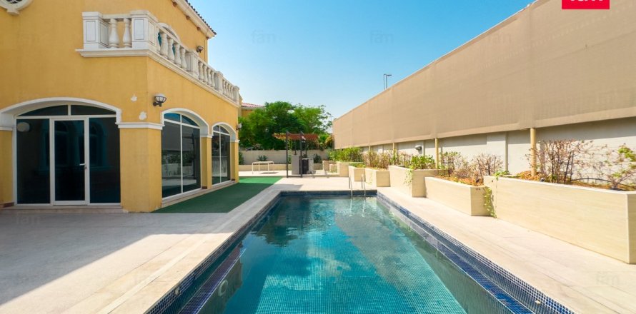 Villa de 5 chambres  No. 115901