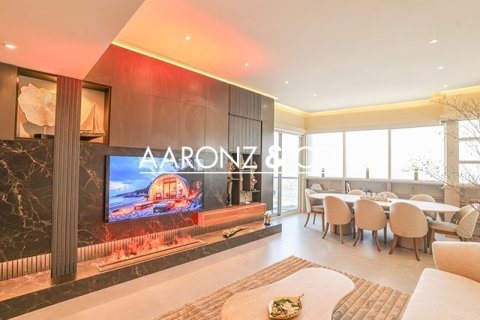 2 bedrooms Apartment  No. 132947 2