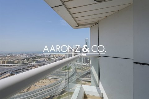 3 bedrooms Apartment  No. 132946 2