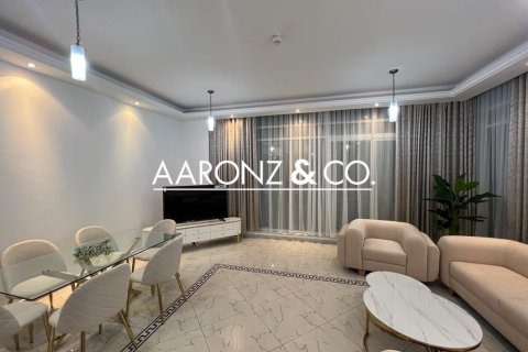 Квартира с 2 спальнями в Дубай Марина, ОАЭ №132949 4