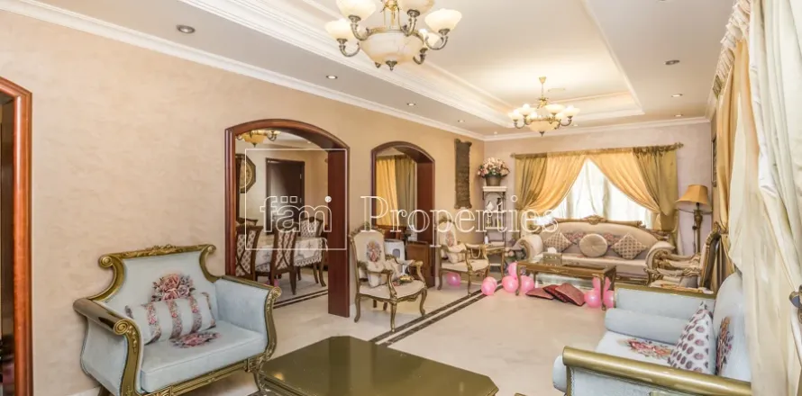 Вилла с 5 спальнями №120252