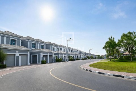 5 غرفة نوم  فيلا في Falcon City of Wonders, الإمارات العربية المتحدة رقم 202724
