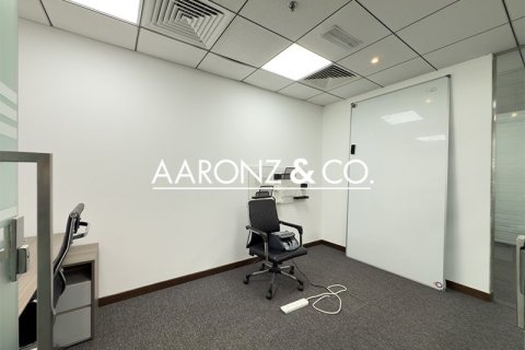 138m² Office in Business Bay, UAE No. 143211 9