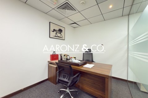 138m² Office in Business Bay, UAE No. 143211 12