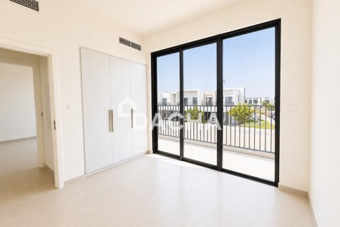 4 bedrooms Townhouse in EMAAR South, UAE No. 198485 15