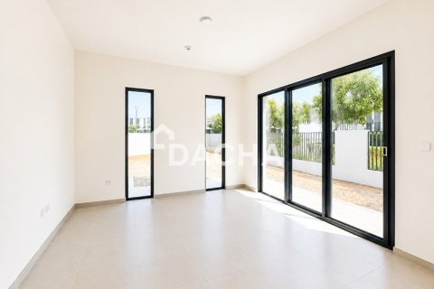 4 bedrooms Townhouse in EMAAR South, UAE No. 198485 23