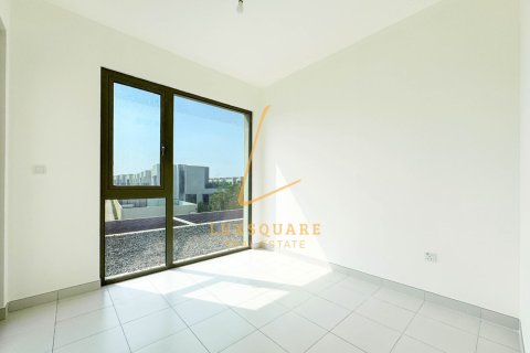 Villa de 3 chambres à EMAAR South, UAE No. 167328 8