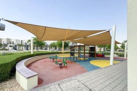 Villa de 3 chambres à EMAAR South, UAE No. 167328 30