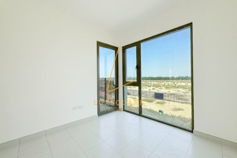 Villa de 3 chambres à EMAAR South, UAE No. 167328 16