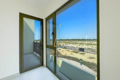 Villa de 3 chambres à EMAAR South, UAE No. 167328 17