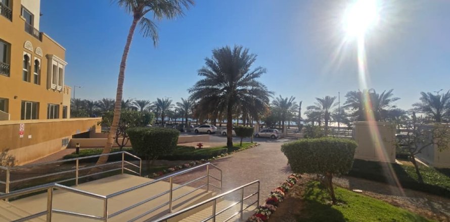 2 bedrooms Apartment in Ras Al Khaimah, UAE No. 183863