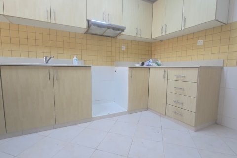2 bedrooms Apartment in Ras Al Khaimah, UAE No. 183863 4