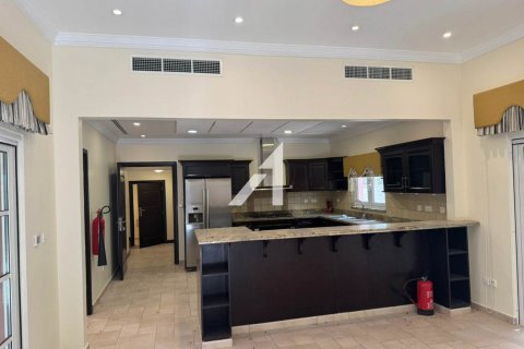 4 غرف نوم فيلا رقم 124551 7