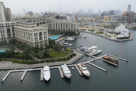 Building in Dubai, UAE No. 150404