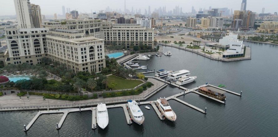 Building in Dubai, UAE No. 150404