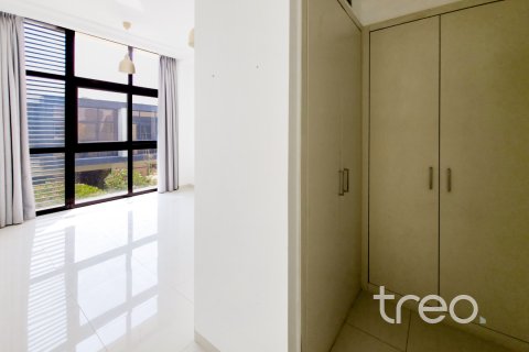 Townhouse de 3 dormitorios en DAMAC Hills (Akoya by DAMAC), UAE No. 206200
