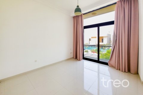 Townhouse de 3 dormitorios en DAMAC Hills (Akoya by DAMAC), UAE No. 206200 13