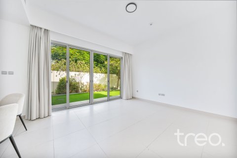 Townhouse de 4 dormitorios en Arabian Ranches 2, UAE No. 206196 8