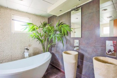 4 غرف نوم فيلا في Jumeirah Islands, الإمارات العربية المتحدة رقم 101647 11