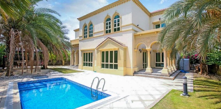 4 غرف نوم فيلا في Jumeirah Islands, الإمارات العربية المتحدة رقم 101647
