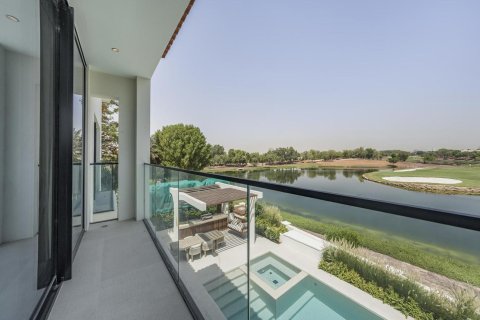 Villa de 5 dormitorios en Jumeirah Golf Estates, UAE No. 101645 4