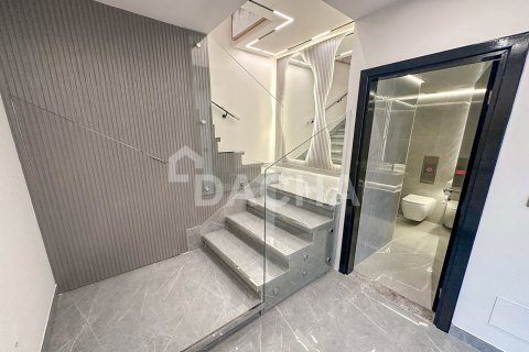 Townhouse de 2 dormitorios en Jumeirah Village Triangle, UAE No. 155351 17