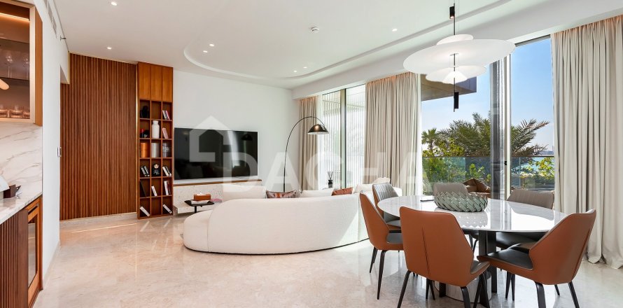 3 bedrooms Apartment in Palm Jumeirah, UAE No. 155346