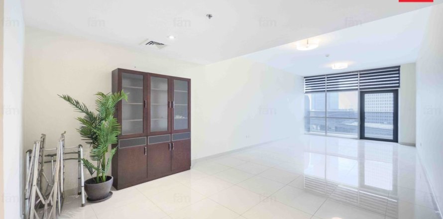 Квартира с 3 спальнями в Sheikh Zayed Road, ОАЭ №89416