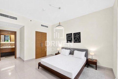 Appartement de 2 chambres à Claren Towers, UAE No. 204674 6