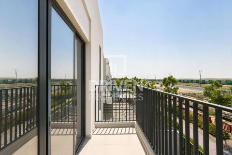 4 غرف نوم فيلا في EMAAR South, الإمارات العربية المتحدة رقم 204676 26