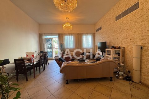 Appartement de 3 chambres à Motor City, UAE No. 155388