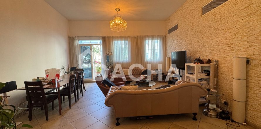 Appartement de 3 chambres à Motor City, UAE No. 155388