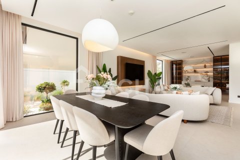 Вилла с 5 спальнями в Джумейра Гольф Эстейтс, ОАЭ №155393 25