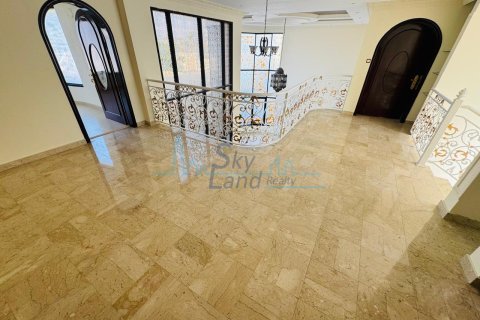 Villa de 5 dormitorios  No. 115562 5