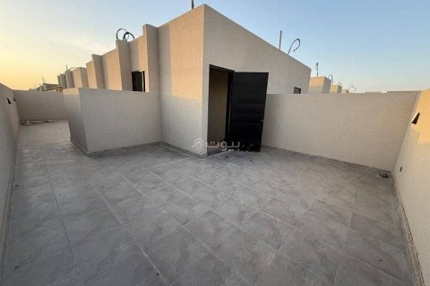 Villa de 3 dormitorios en Riyadh, Saudi Arabia No. 67971 19