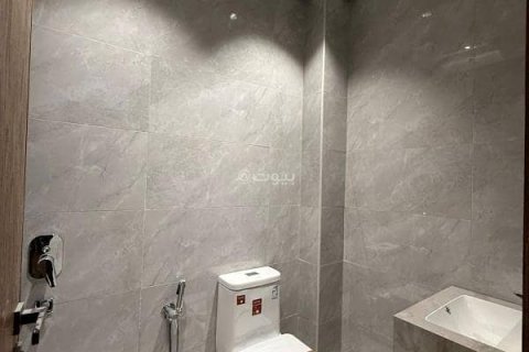 Villa de 3 dormitorios en Riyadh, Saudi Arabia No. 67971 17
