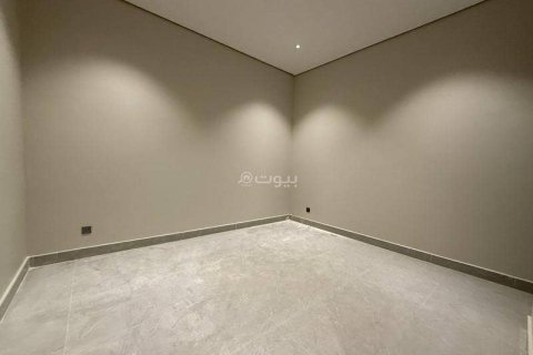 Villa de 3 dormitorios en Riyadh, Saudi Arabia No. 67971 15