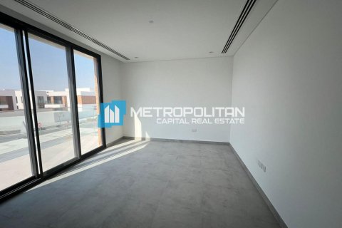 Villa de 4 dormitorios en  Saadiyat Island, UAE No. 140085 9