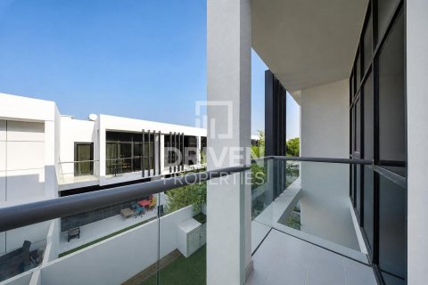 Townhouse de 2 dormitorios en Dubai, UAE No. 209616 15