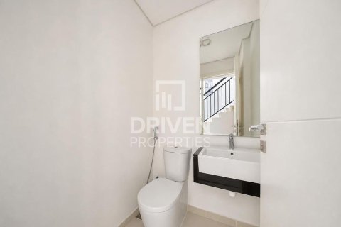 Townhouse de 2 dormitorios en Dubai, UAE No. 209616 24