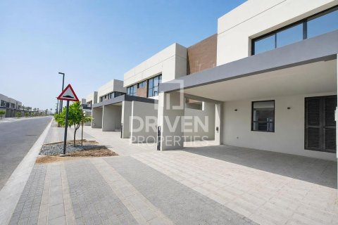 3 bedrooms Townhouse in Dubai Land, UAE No. 199965 30