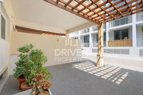4 bedrooms Townhouse in District 10, UAE No. 199964 6