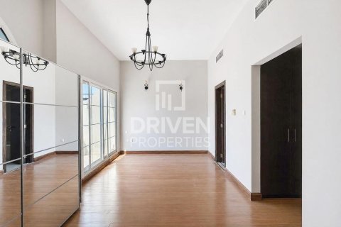 4 bedrooms Townhouse in District 10, UAE No. 199964 15