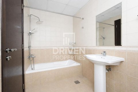 4 bedrooms Townhouse in District 10, UAE No. 199964 3