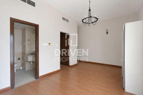4 bedrooms Townhouse in District 10, UAE No. 199964 14