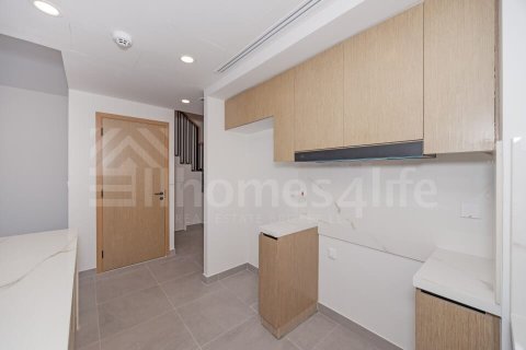 Townhouse de 4 dormitorios en Villanova, UAE No. 168978 3